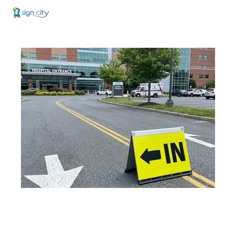 駐車場誘導看板