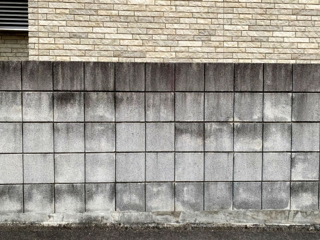ブロック塀