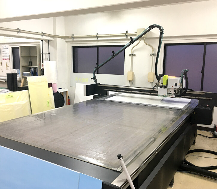 大型看板用プリンターなど各種完備しておりますので、オーダー看板制作もお任せください！